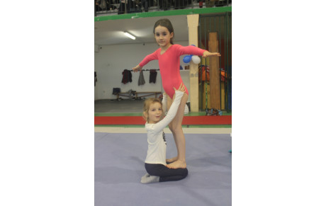 Ecole de gym acrobatique